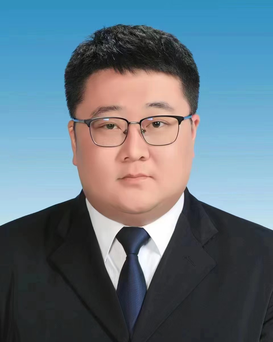 曹勇.jpg